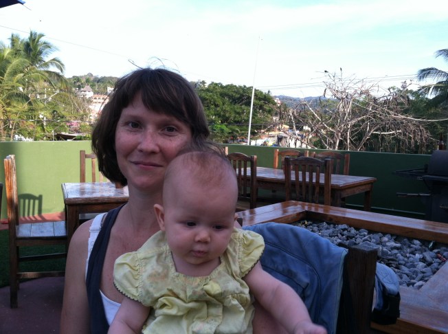 Leia, the most lovely surprise of a friend, with baby Evelyn.